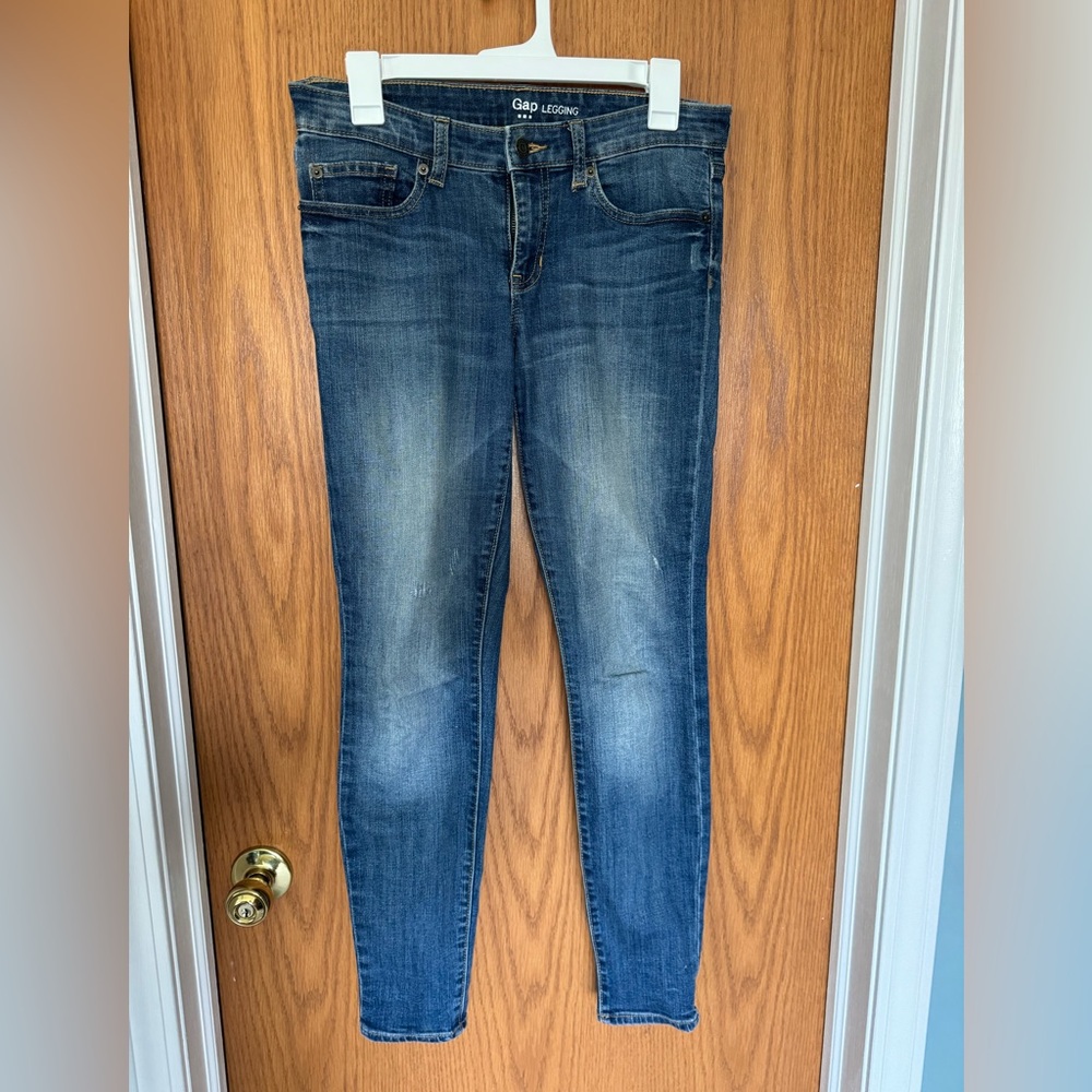 Gap size 4 legging jean